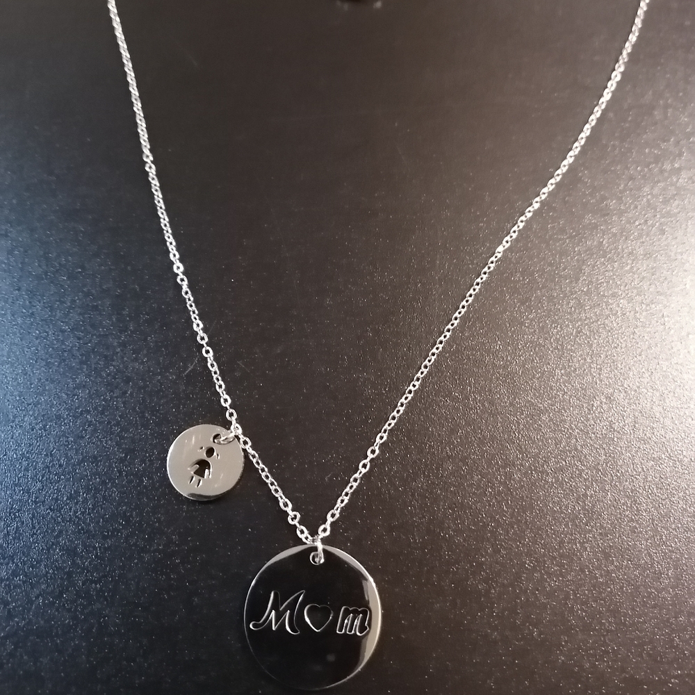 Mom and daughter pendant - Picture 1 of 4